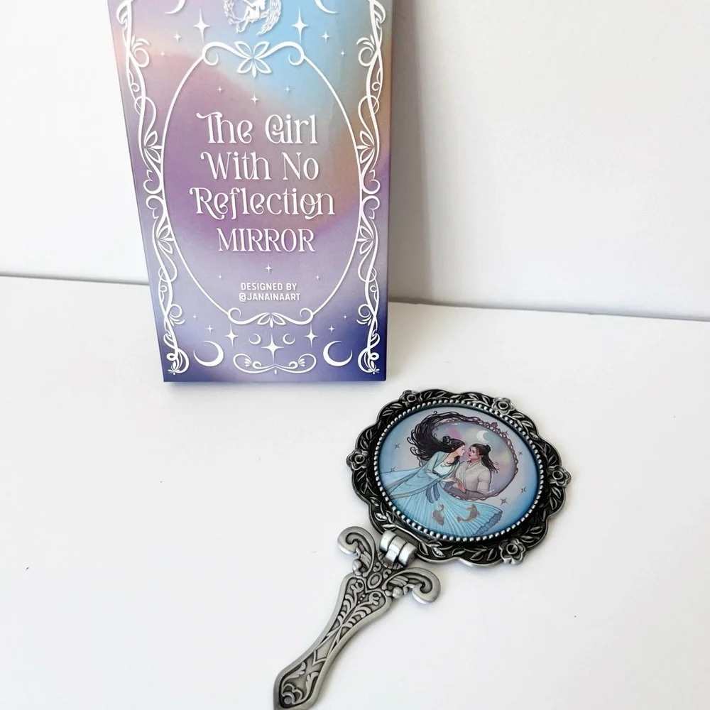 Fairyloot‎ The Girl With No Reflection Hand Mirror Silver Ornate Folding Vanity